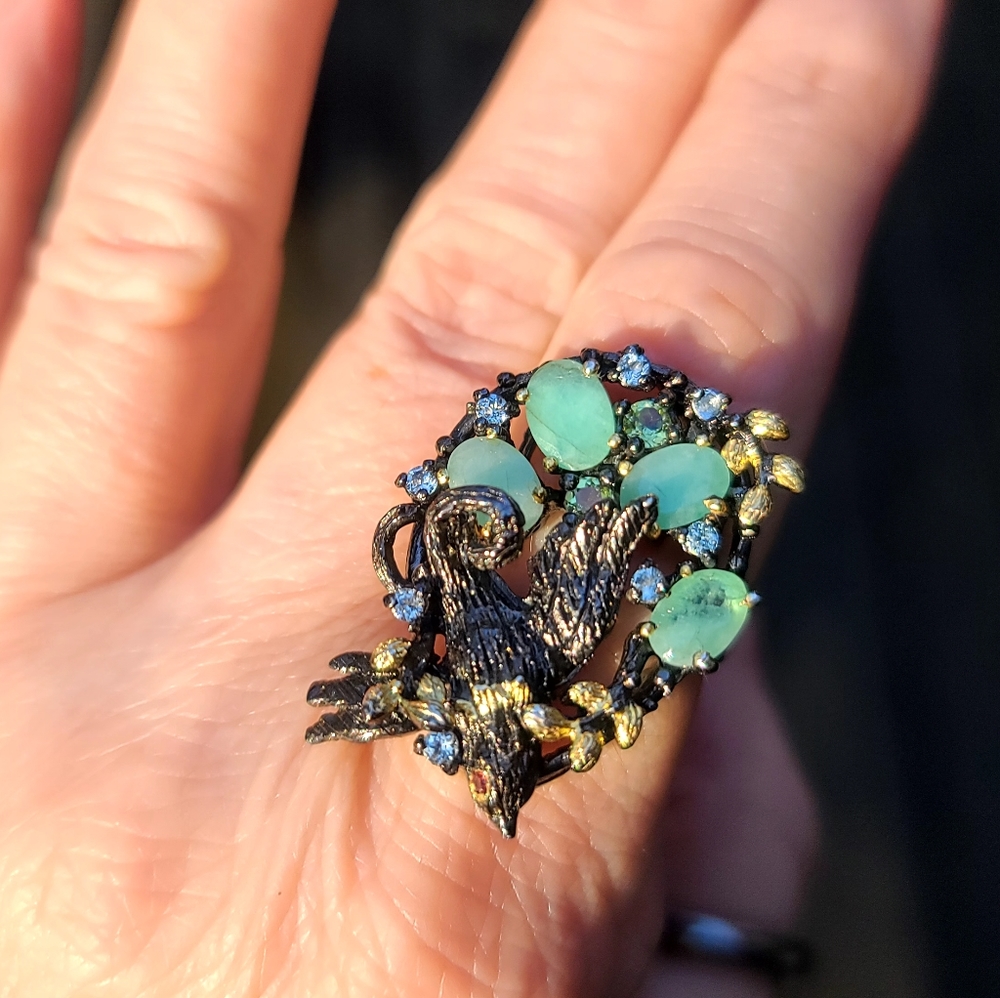 Gorgeous Sterling & Rhodium bird in a nest of Emeralds Peridot & Aquamarines - Picture 4 of 8